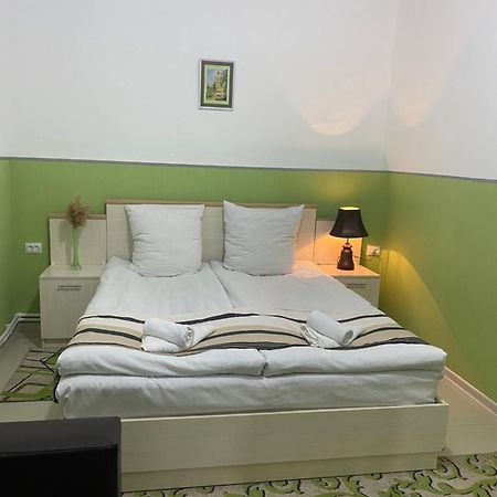 Lind Guest House B&B Gjumri Exterior foto