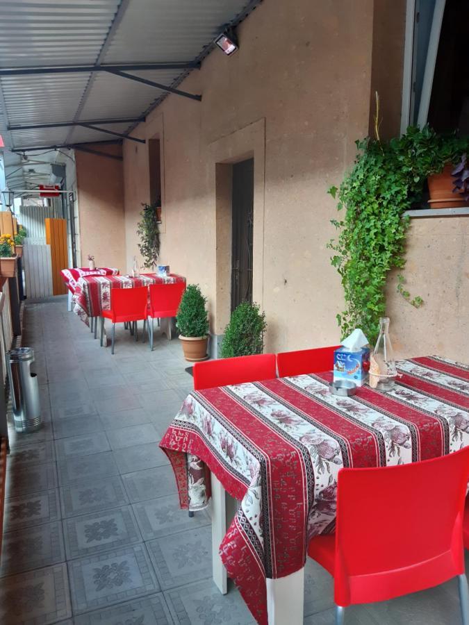 Lind Guest House B&B Gjumri Exterior foto